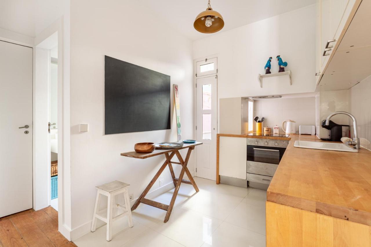 ALTIDO Chic 2BR Apt in Bairro Alto, 2mins to São Pedro de Alcântara viewpoint Lisboa Exterior foto